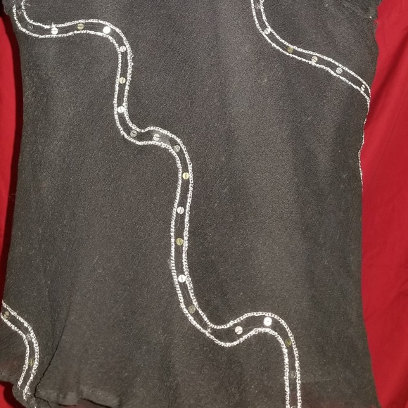 Top - Picture 3 of 3